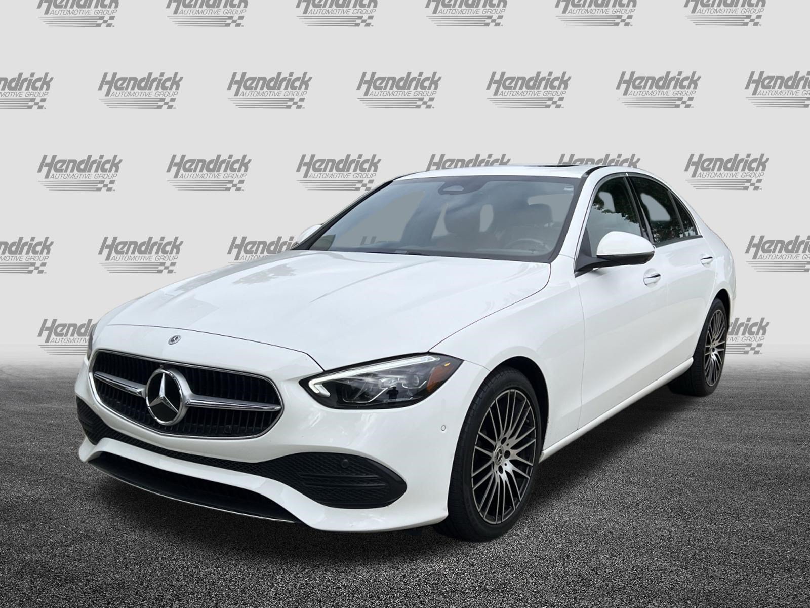 Used 2024 Mercedes-Benz C 300 Sedan image 5