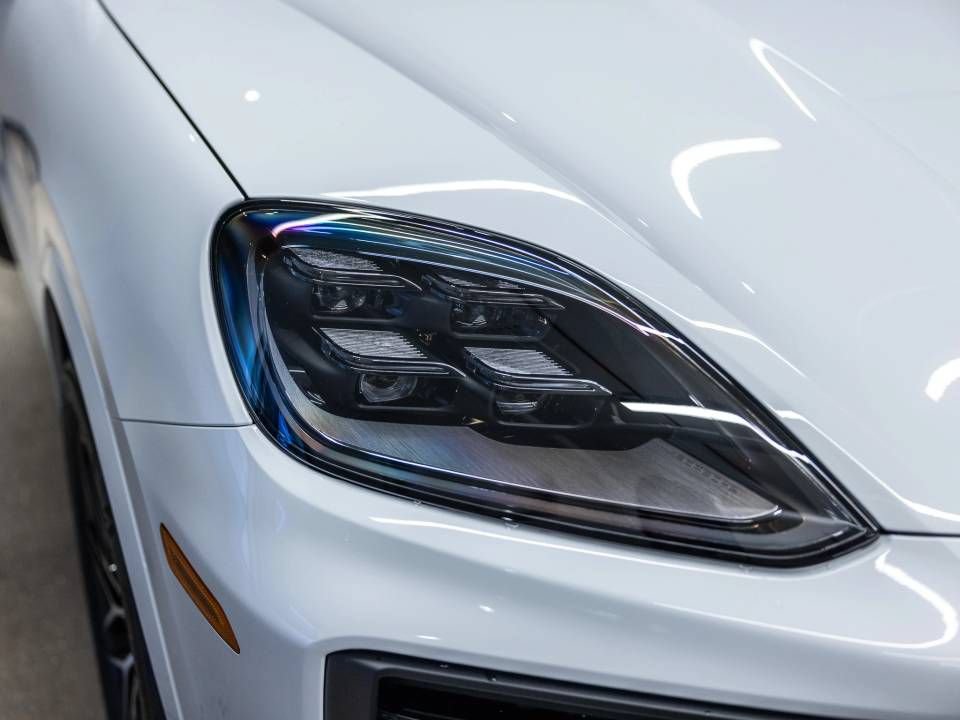 Certified 2026 Porsche Cayenne Coupe AWD/4WD image 46
