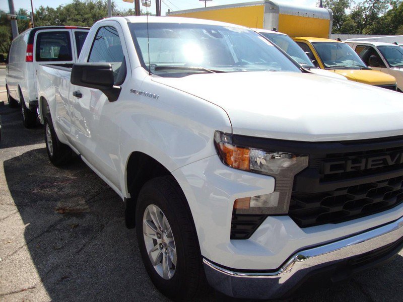 Used 2022 Chevrolet Silverado 1500 W/T image 2
