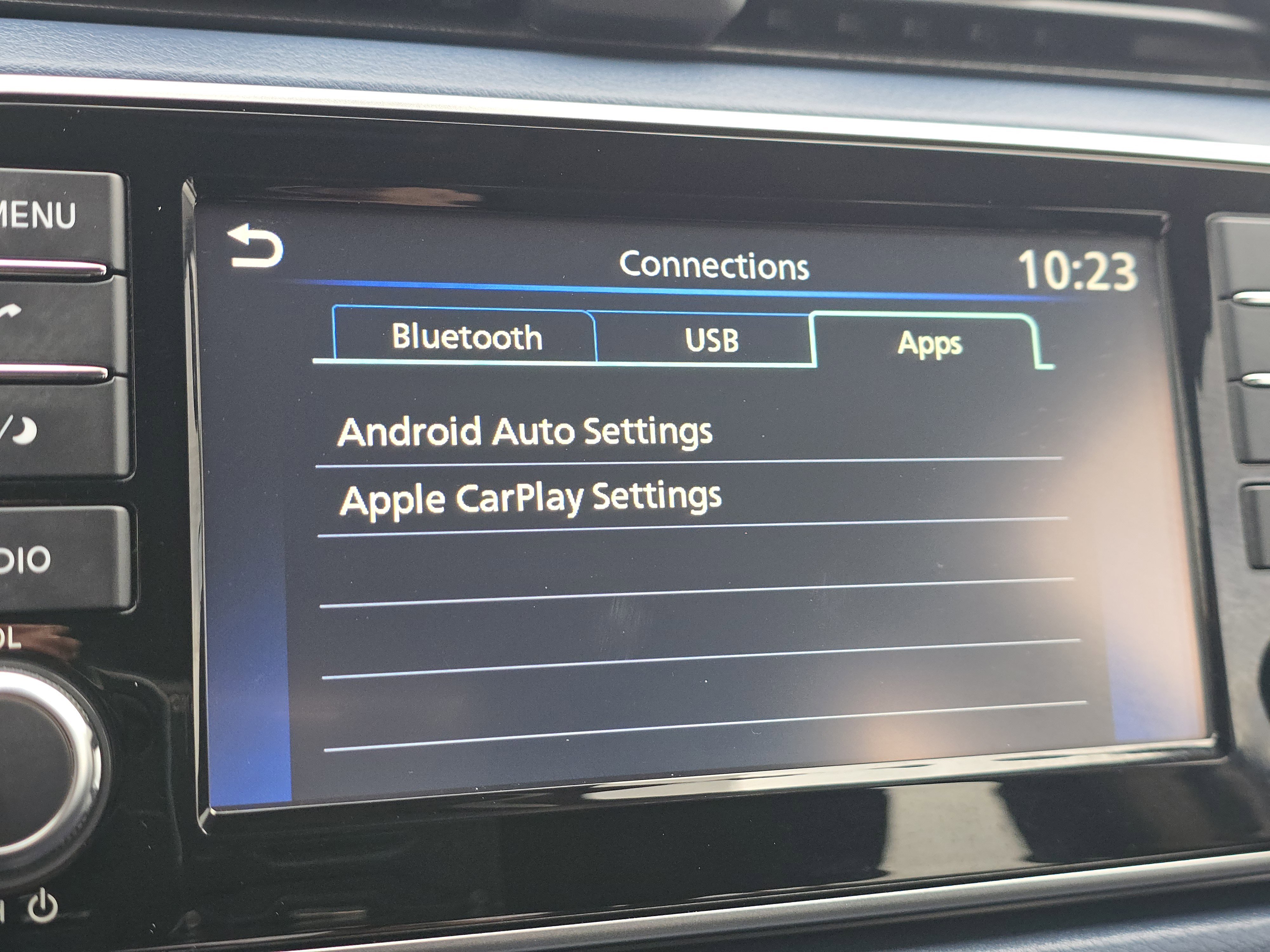 Used 2025 Nissan Versa SV w/ Trunk Package image 9