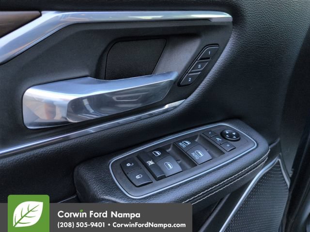 Used 2022 RAM 1500 Laramie AWD/4WD image 11