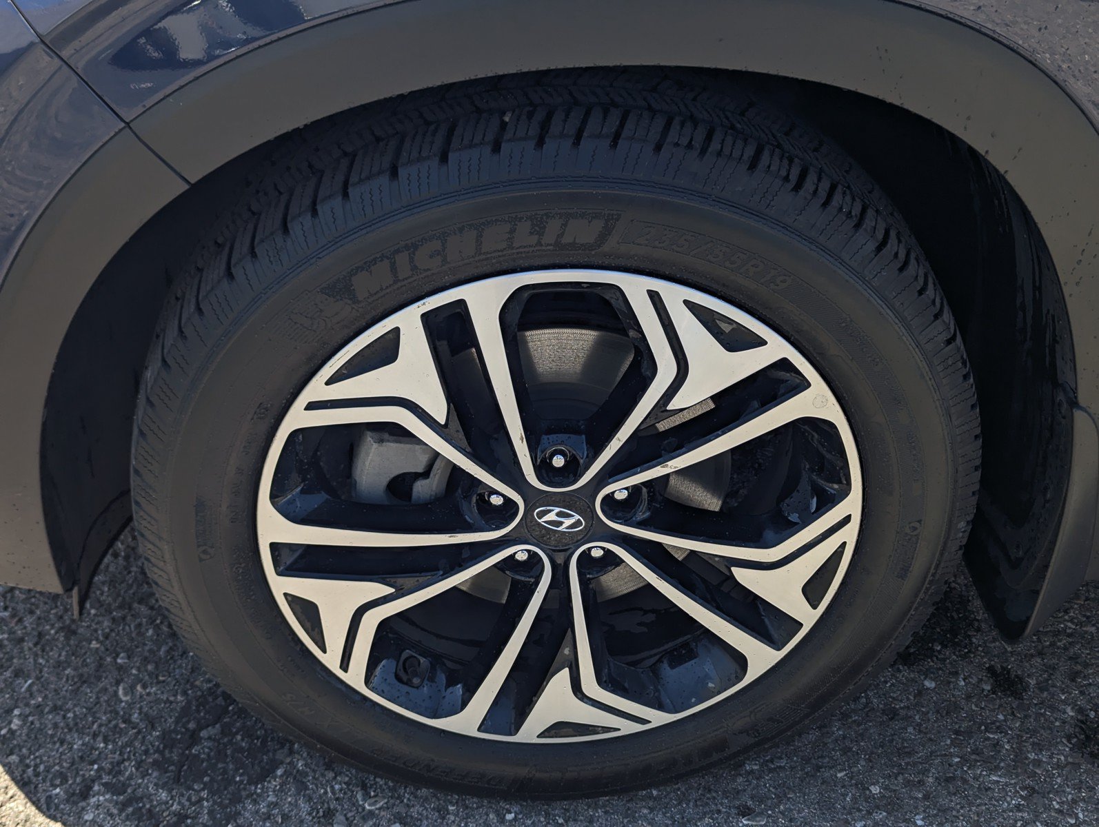 Used 2020 Hyundai Santa Fe Limited AWD/4WD image 7