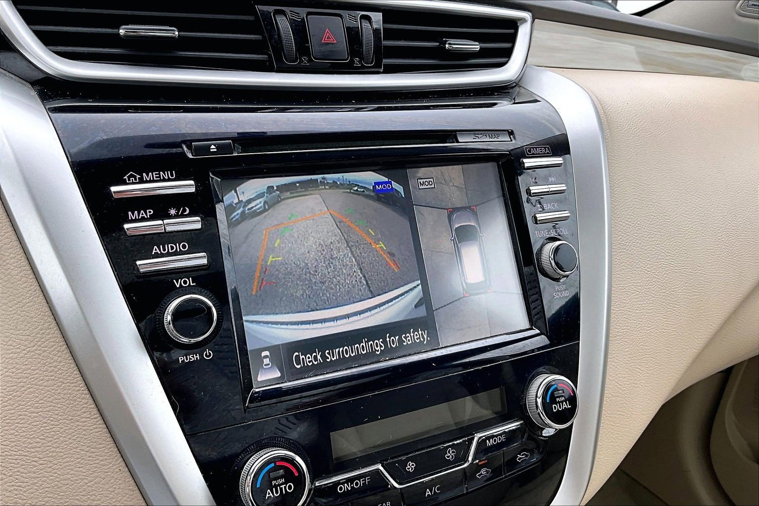 Used 2015 Nissan Murano Platinum w/ Platinum Technology Package AWD/4WD image 30