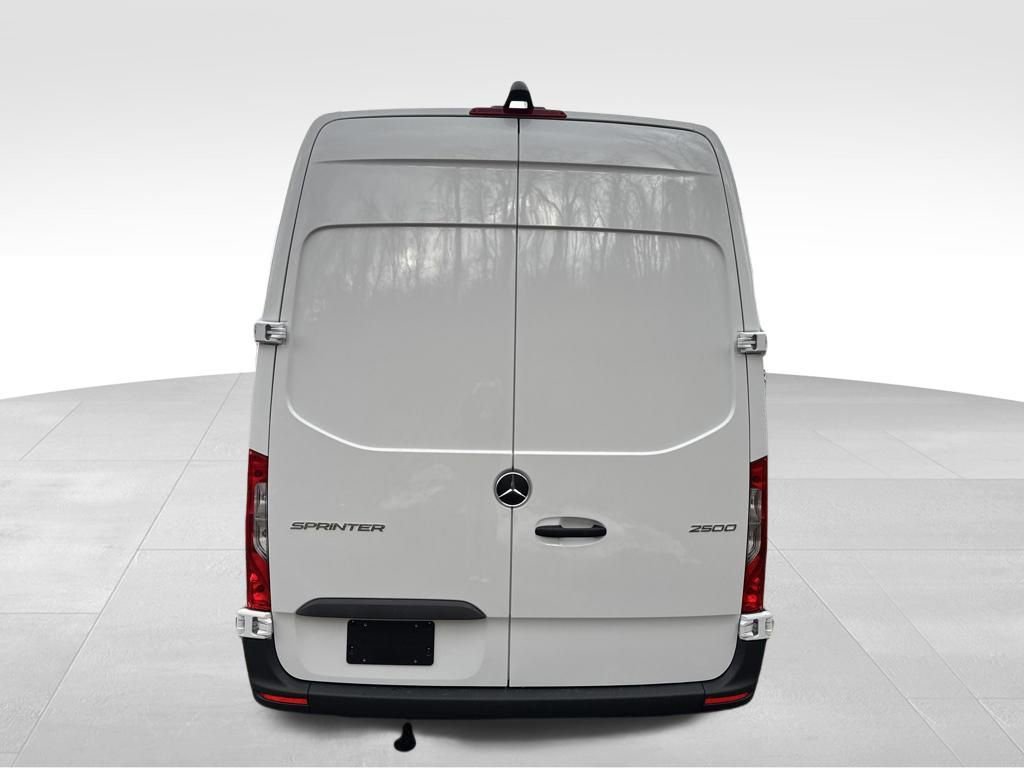 New 2025 Mercedes-Benz Sprinter 2500 image 4