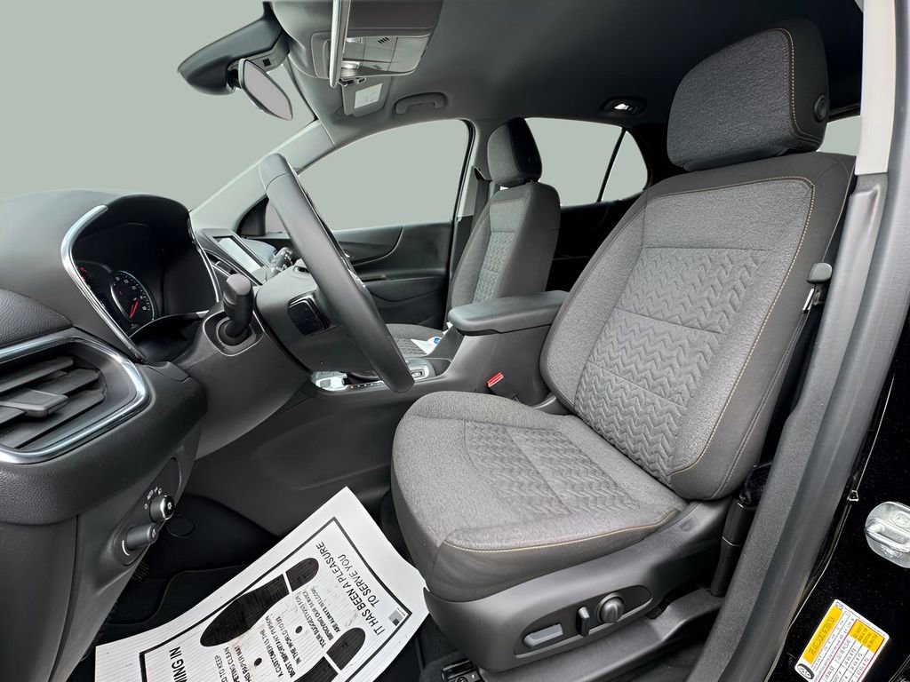 Used 2023 Chevrolet Equinox LT image 20
