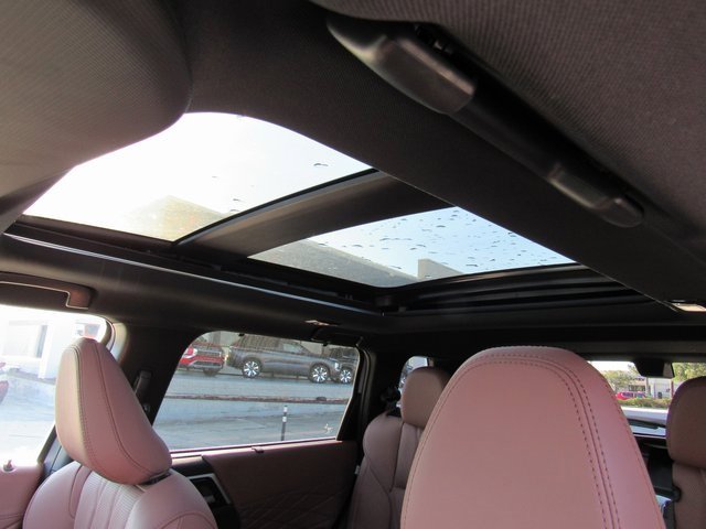 New 2025 Mitsubishi Outlander SEL image 16