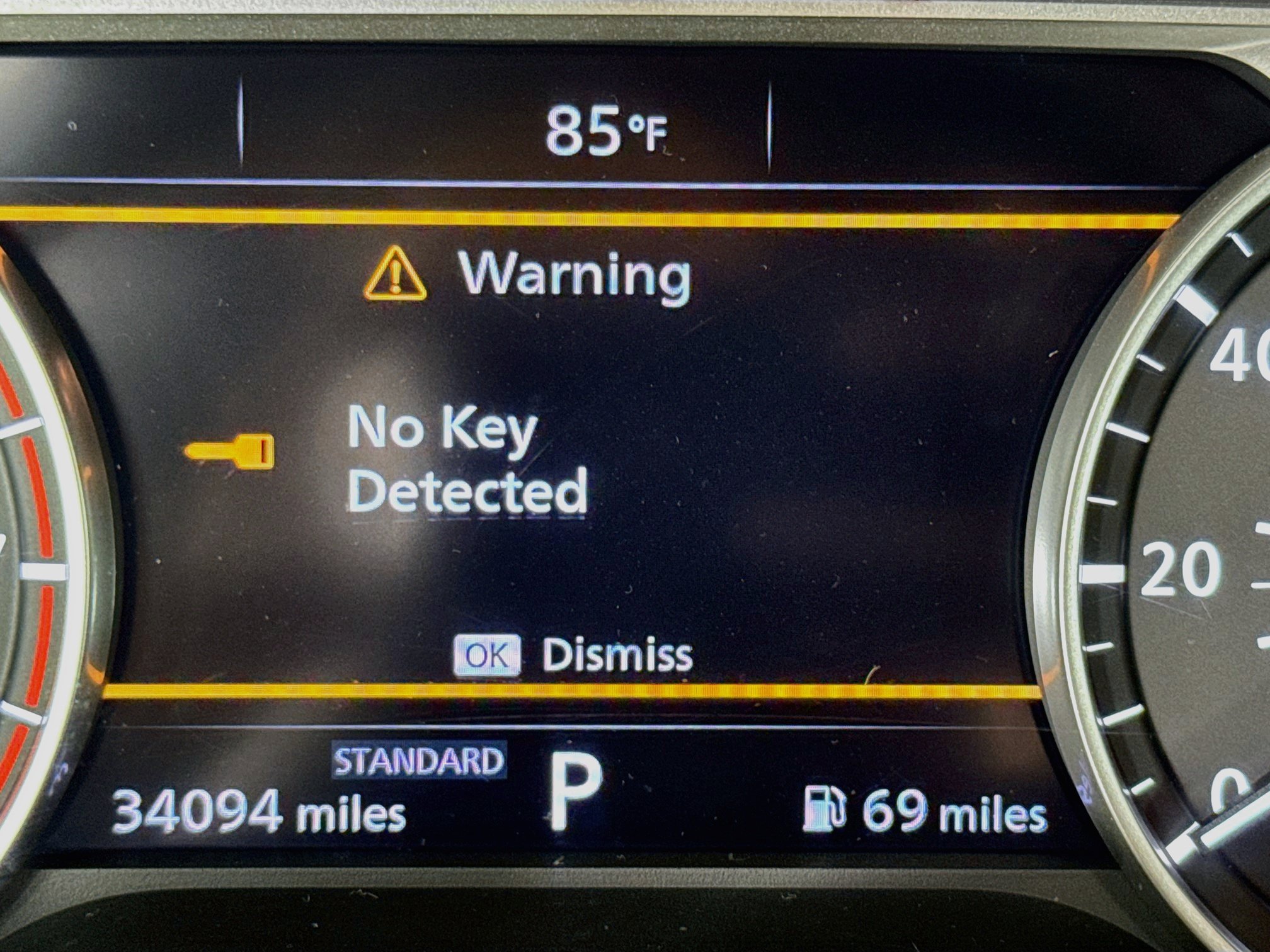 Used 2023 Nissan Rogue SV FWD image 14