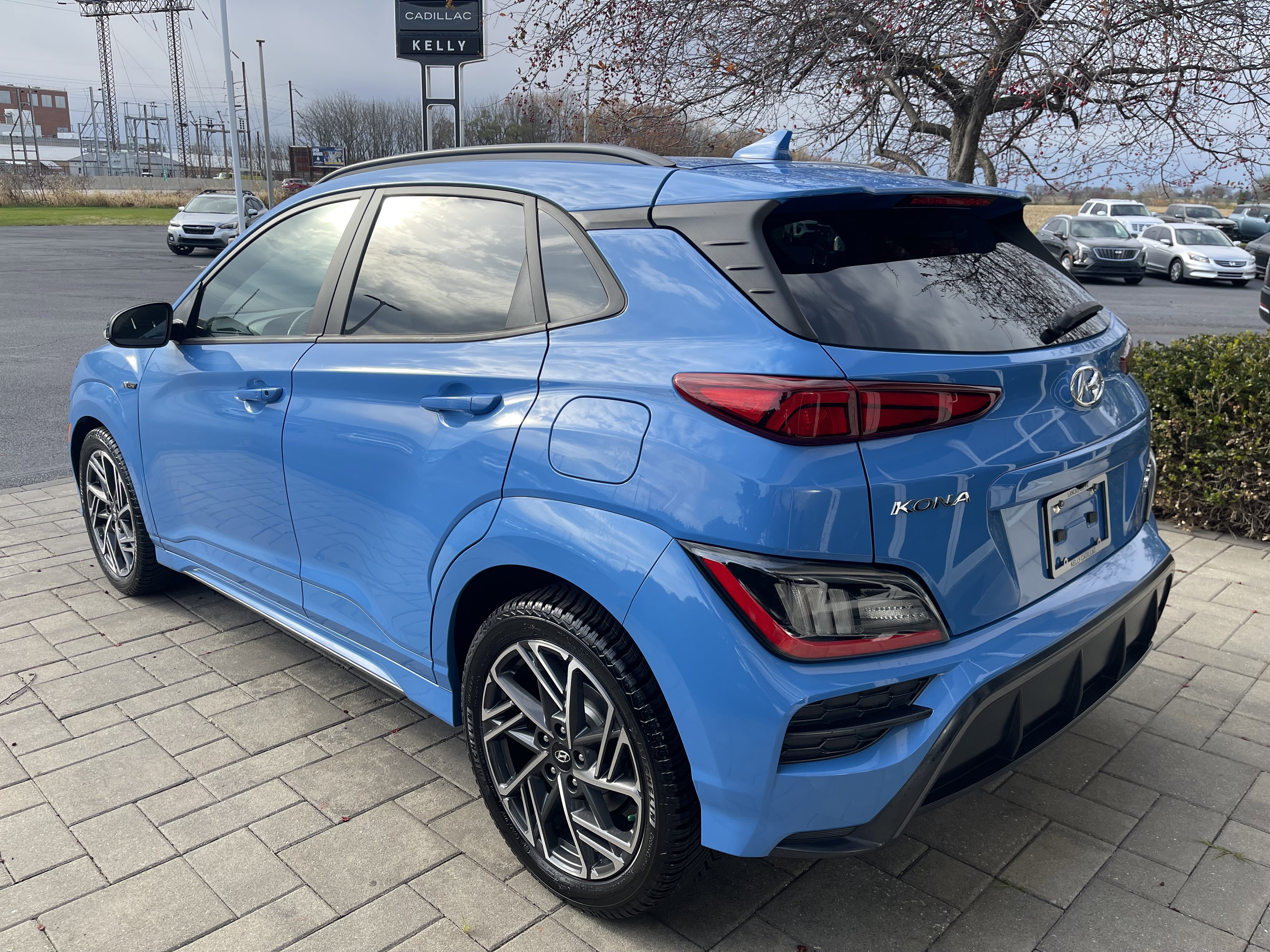 Used 2022 Hyundai Kona N Line w/ Tech Package image 5