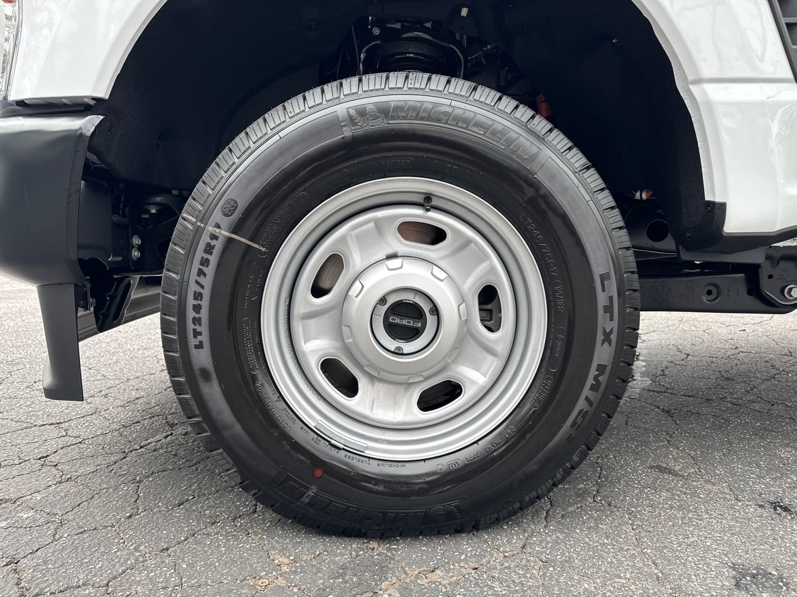 New 2026 Ford F250 XL AWD/4WD image 12