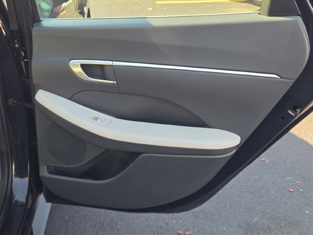 Certified 2023 Hyundai Sonata SEL FWD image 14
