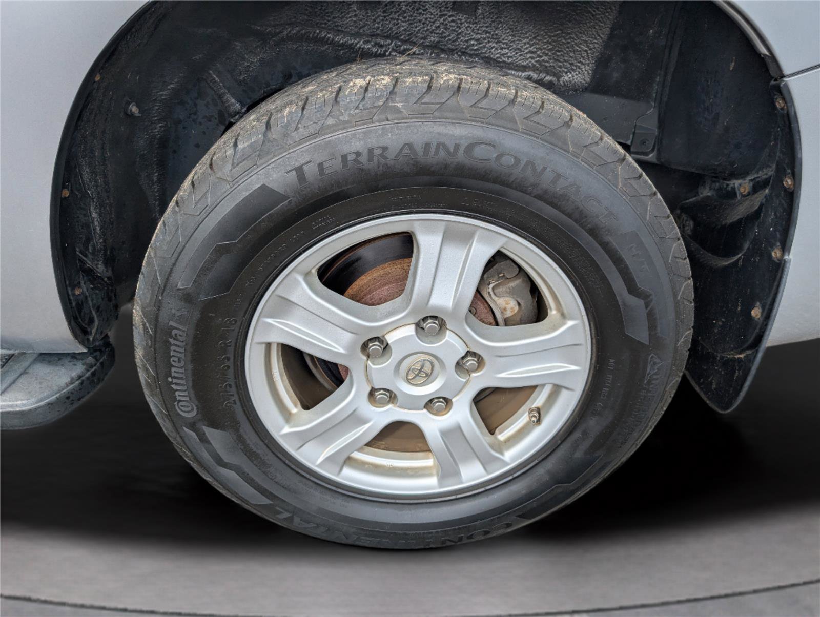 Used 2013 Toyota Sequoia SR5 image 27