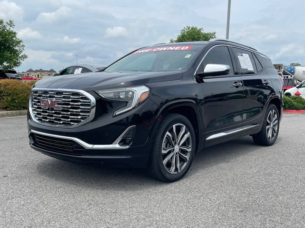 Used 2020 GMC Terrain Denali w/ Denali Premium Package AWD/4WD image 4