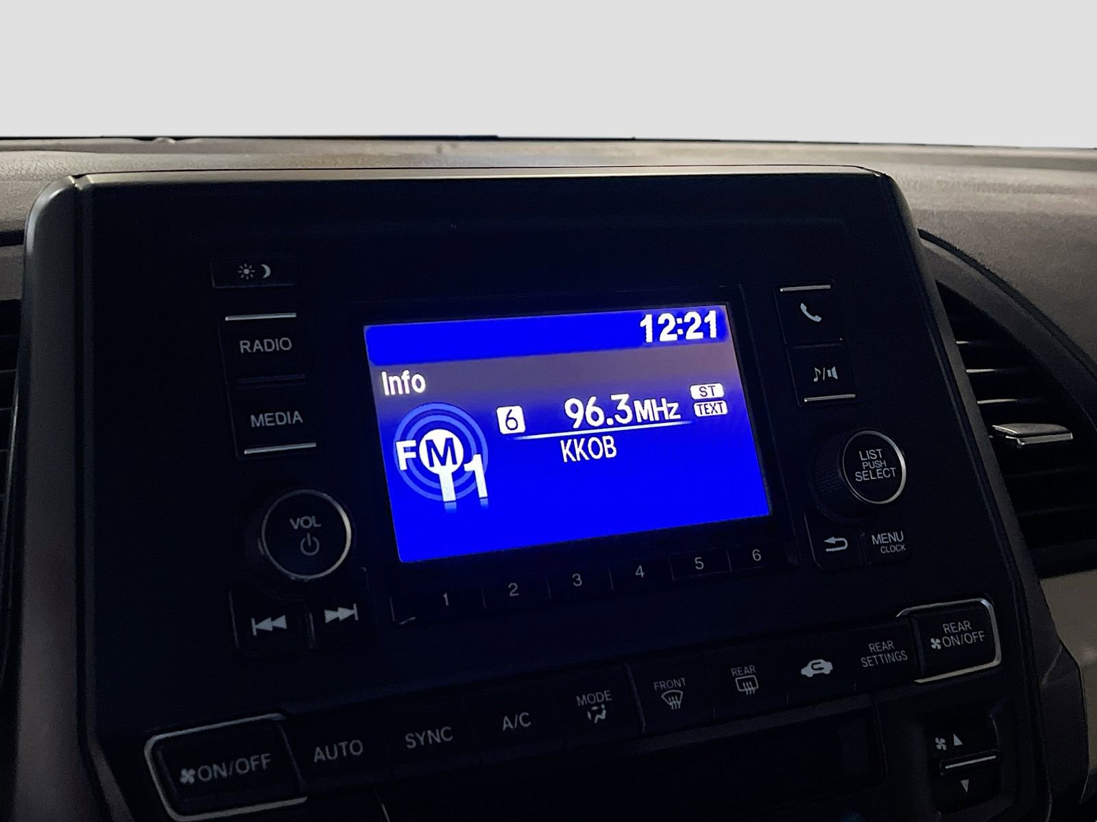 Used 2020 Honda Odyssey LX image 14