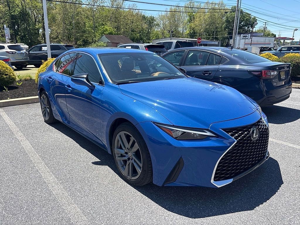 Used 2021 Lexus IS 300 AWD w/ Comfort Package image 2