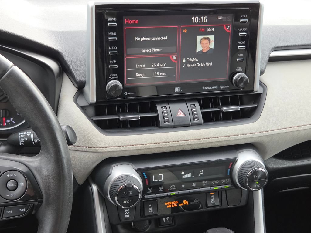 Used 2019 Toyota RAV4 XLE Premium w/ Cold Weather Package AWD/4WD image 38