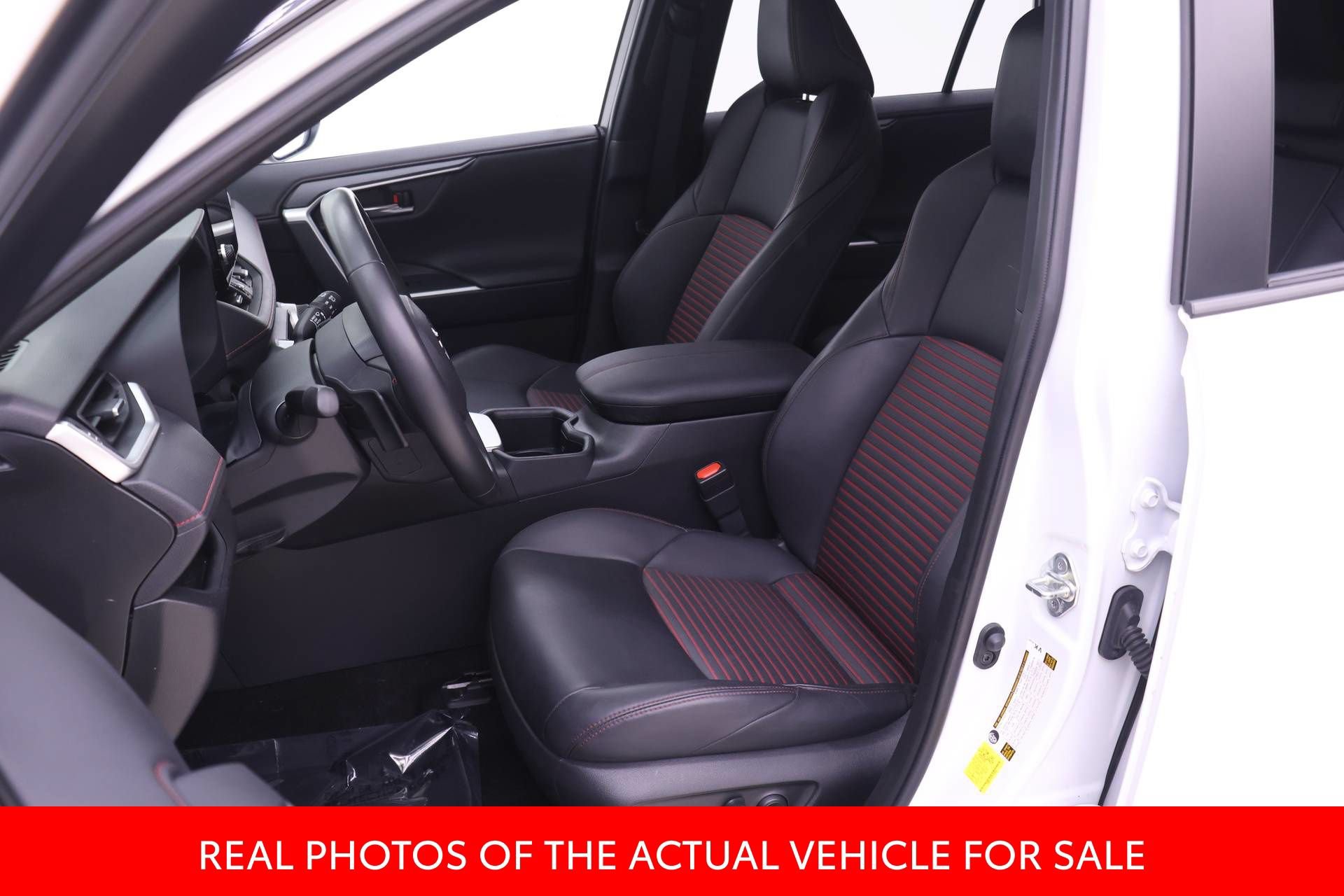 Certified 2023 Toyota RAV4 XSE w/ Weather Package AWD/4WD image 4