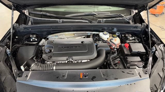 Used 2024 Buick Envision Avenir AWD/4WD image 12