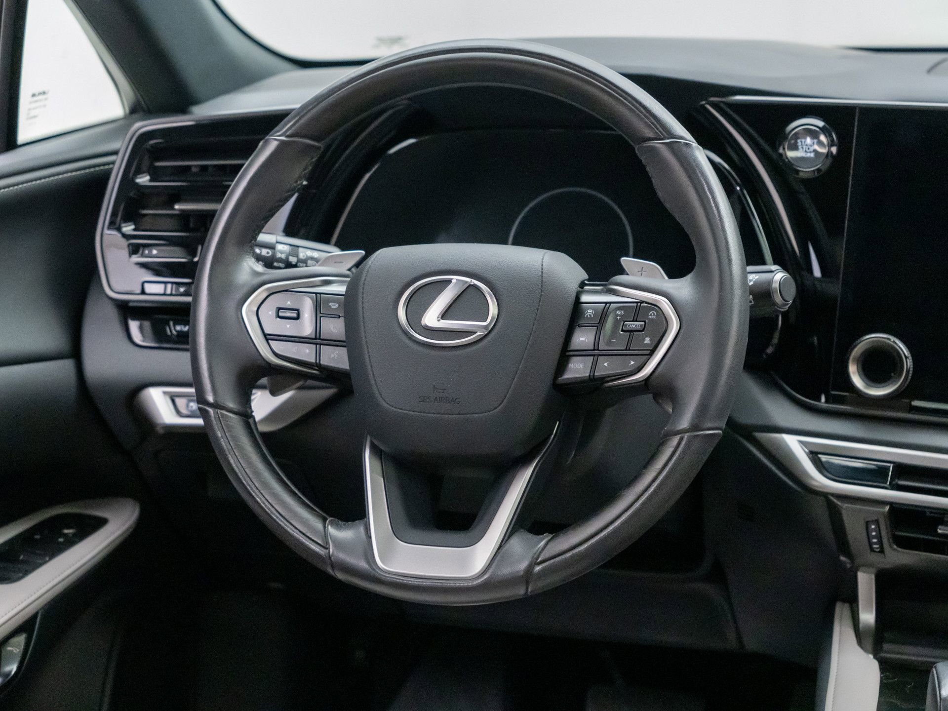 Used 2024 Lexus RX 350 Premium w/ Accessory Package (Z1) AWD/4WD image 12