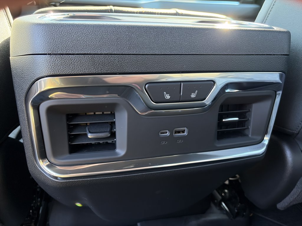 New 2026 Chevrolet Silverado 3500 High Country w/ High Country Premium Package AWD/4WD image 8