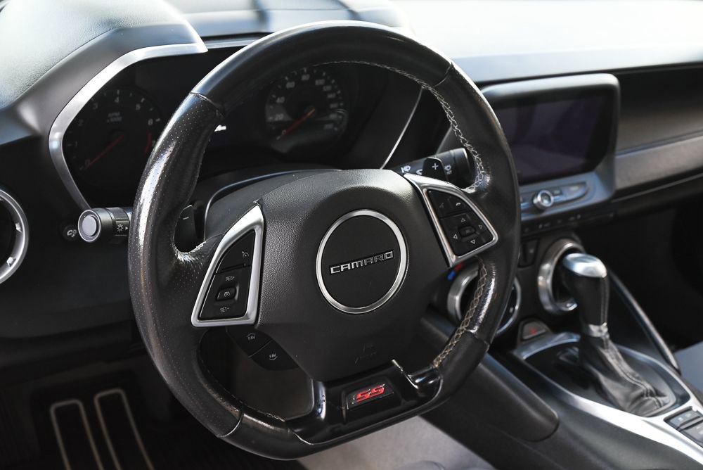 Used 2019 Chevrolet Camaro SS image 18