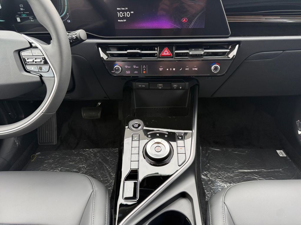 New 2025 Kia Niro EX w/ EX Cold Weather Package image 11