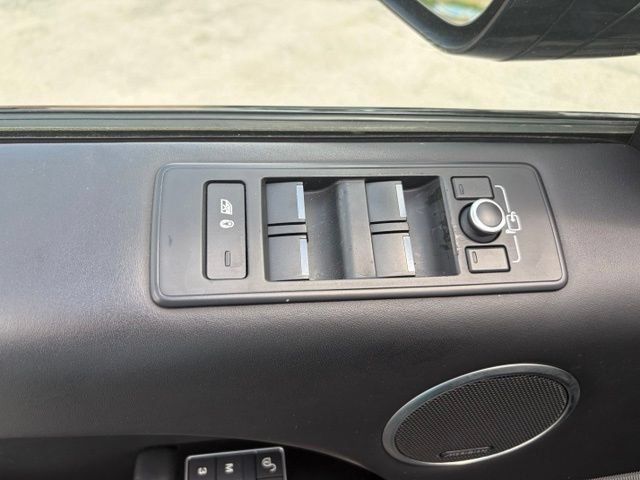 Used 2017 Land Rover Range Rover Sport HSE Dynamic AWD/4WD image 16