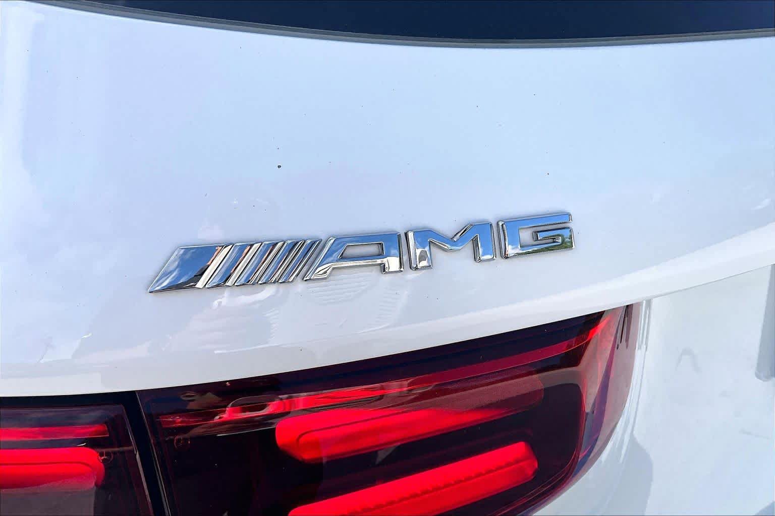 Used 2026 Mercedes-Benz GLB 35 AMG 4MATIC image 31