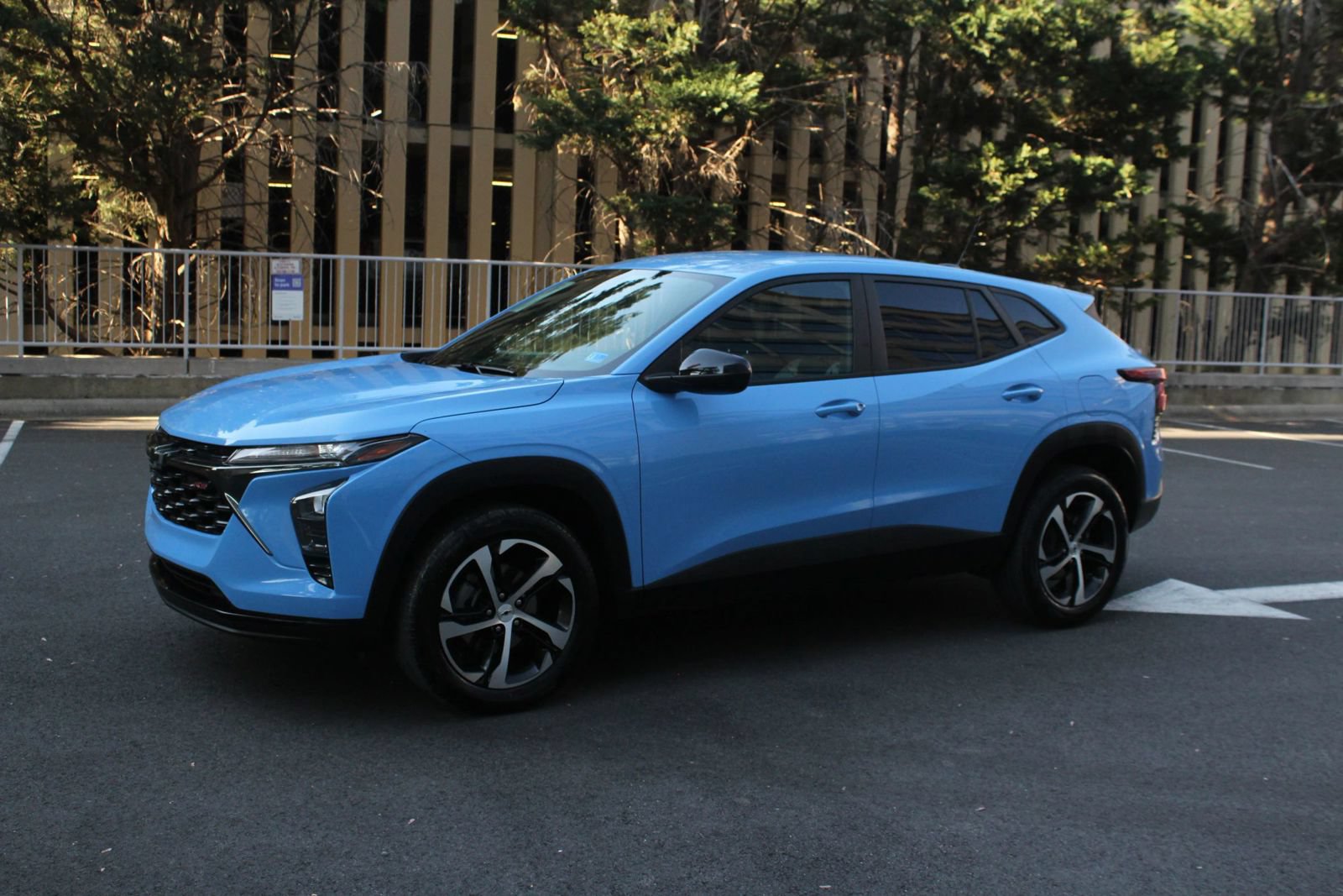 Used 2024 Chevrolet Trax RS FWD image 13