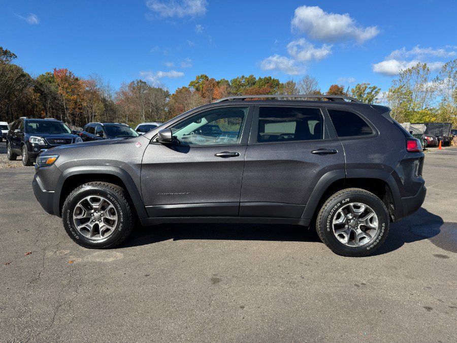Used 2020 Jeep Cherokee Trailhawk image 2