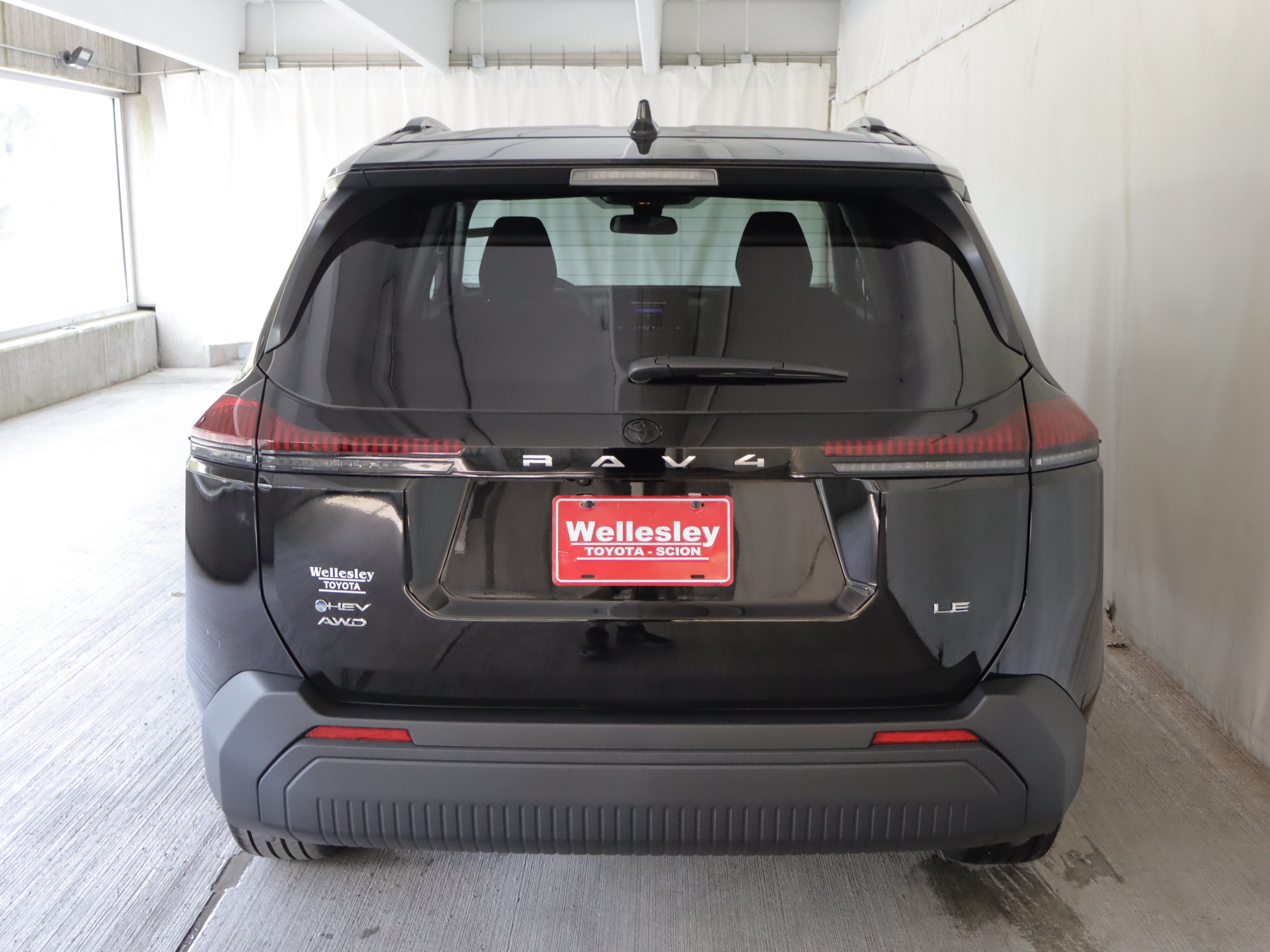 Used 2026 Toyota RAV4 LE AWD/4WD image 24