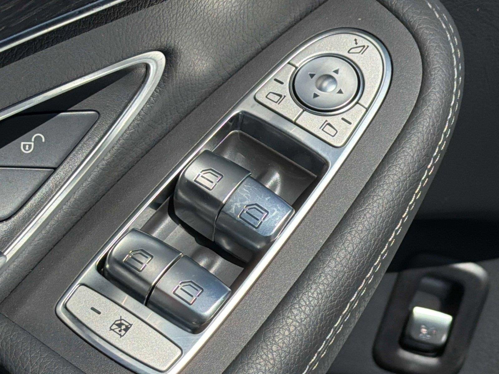 Used 2021 Mercedes-Benz C 300 Sedan w/ Premium Package image 35