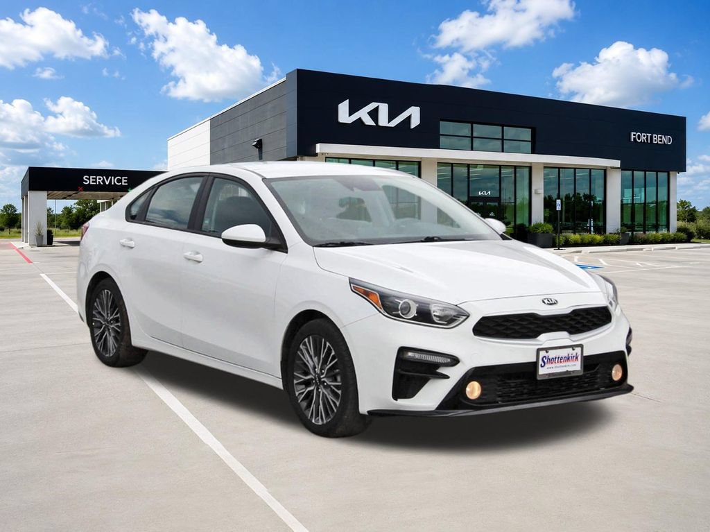 Used 2021 Kia Forte LXS FWD image 3