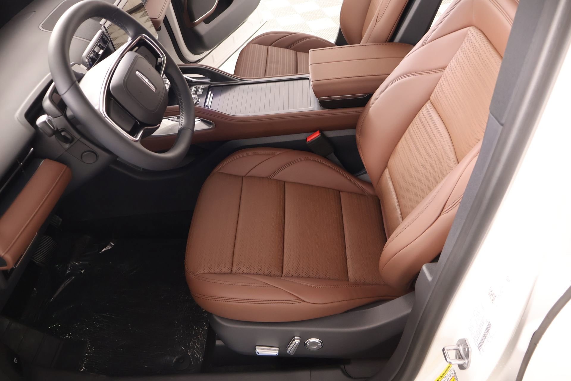 New 2026 Lincoln Nautilus Reserve AWD/4WD image 11