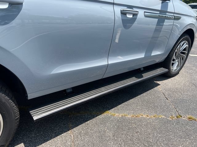 New 2026 Lincoln Navigator Reserve AWD/4WD image 20