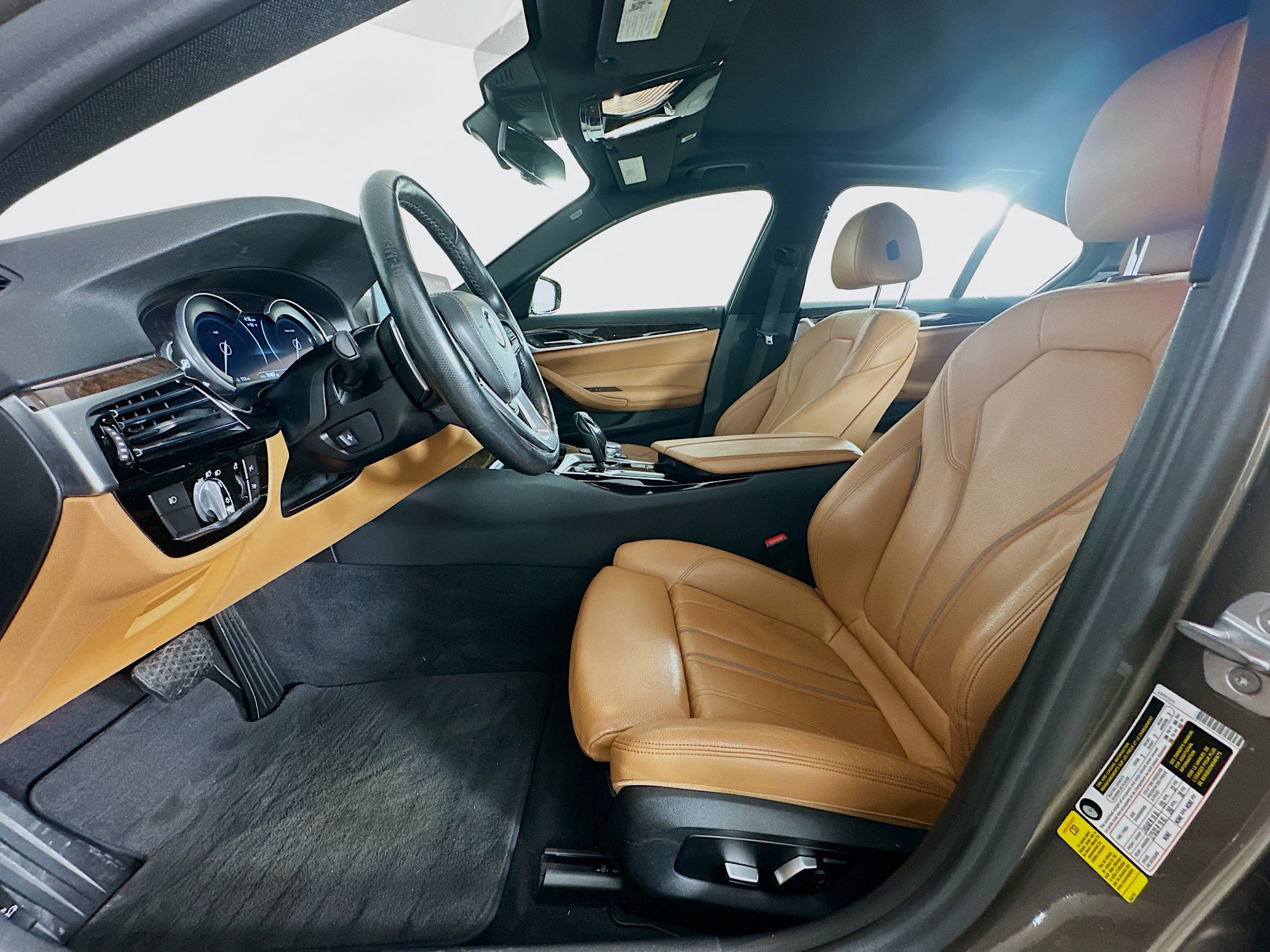 Used 2018 BMW 530i image 13