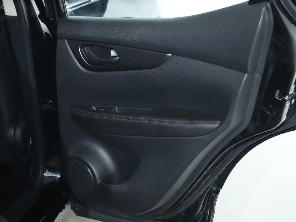 Certified 2022 Nissan Rogue Sport S image 30