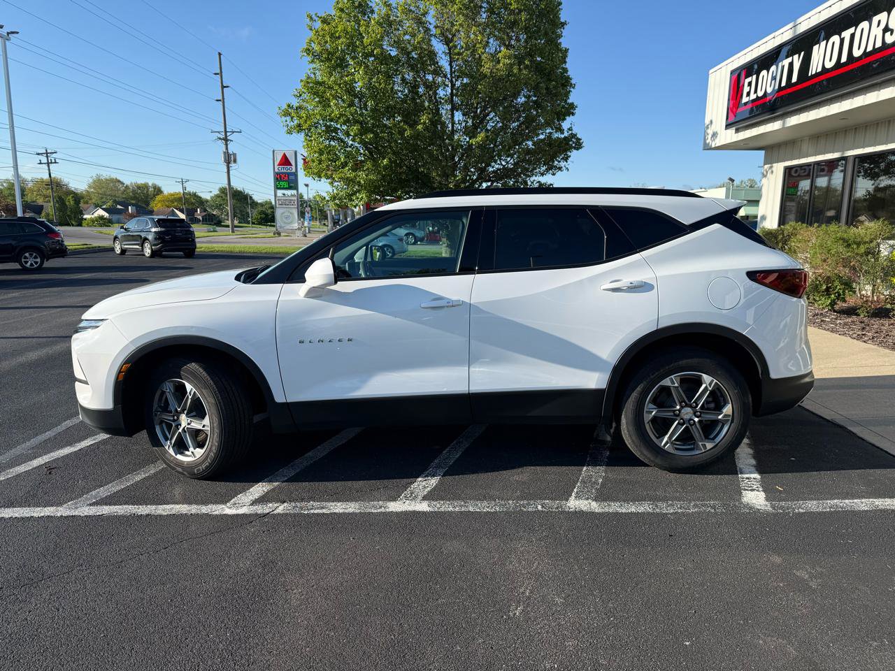 Used 2023 Chevrolet Blazer LT w/ Convenience Package FWD image 2