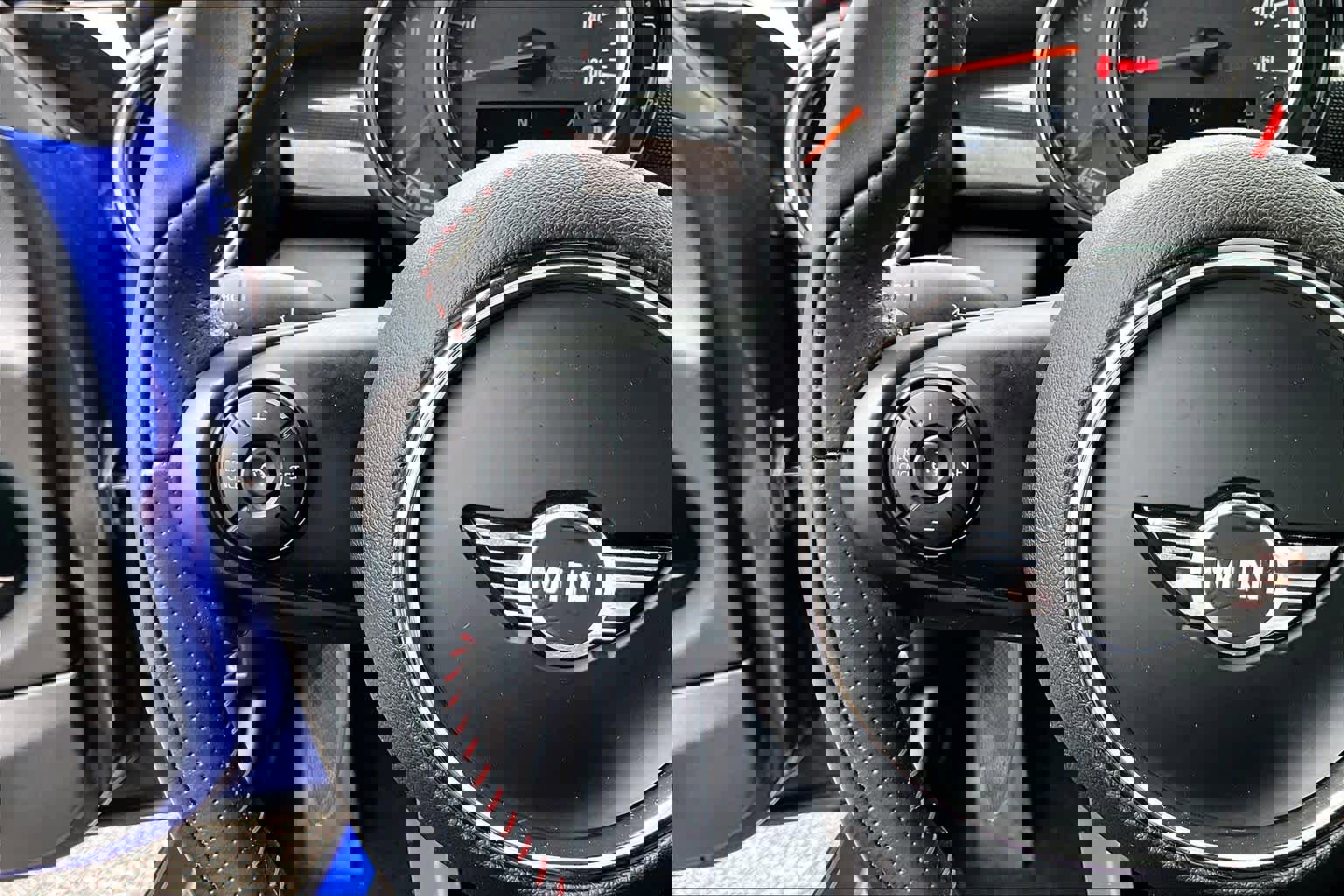 Used 2019 MINI Cooper S image 24