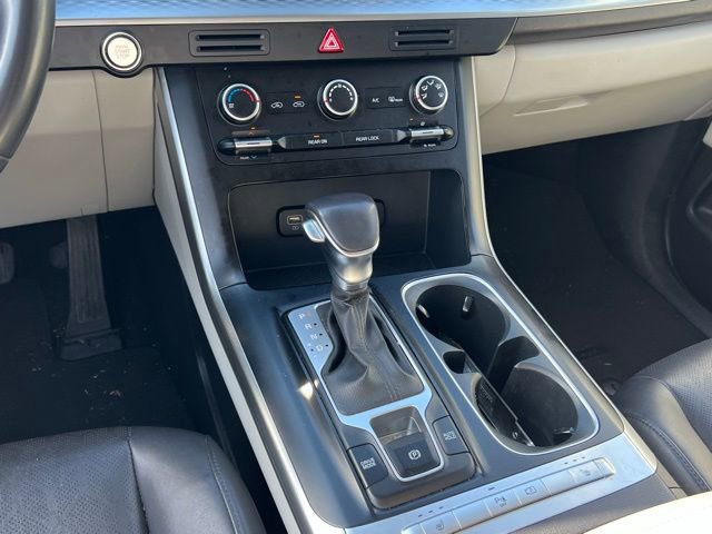 Certified 2024 Kia Carnival LX image 17