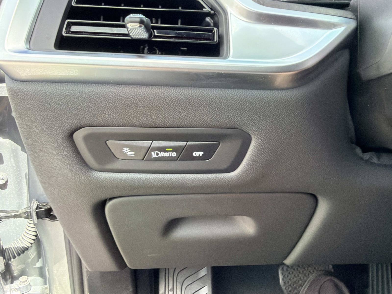 Certified 2026 BMW X5 xDrive40i AWD/4WD image 32