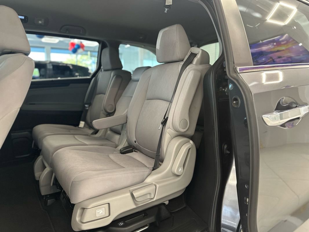 Used 2018 Honda Odyssey EX image 22