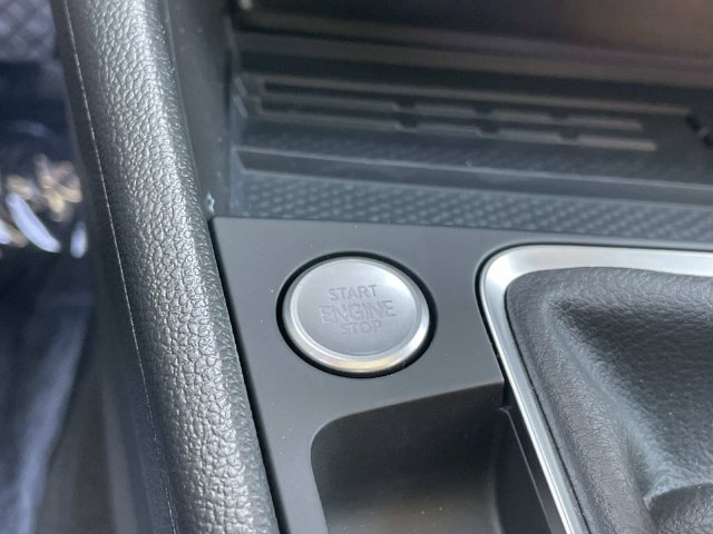 New 2027 Volkswagen Jetta SE FWD image 19