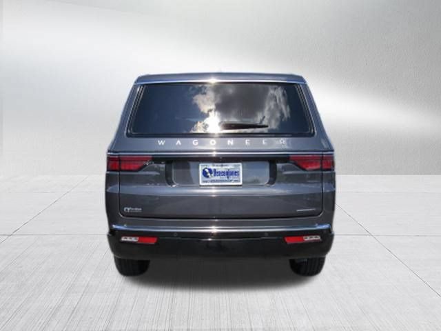 Used 2022 Jeep Wagoneer Series I RWD image 4