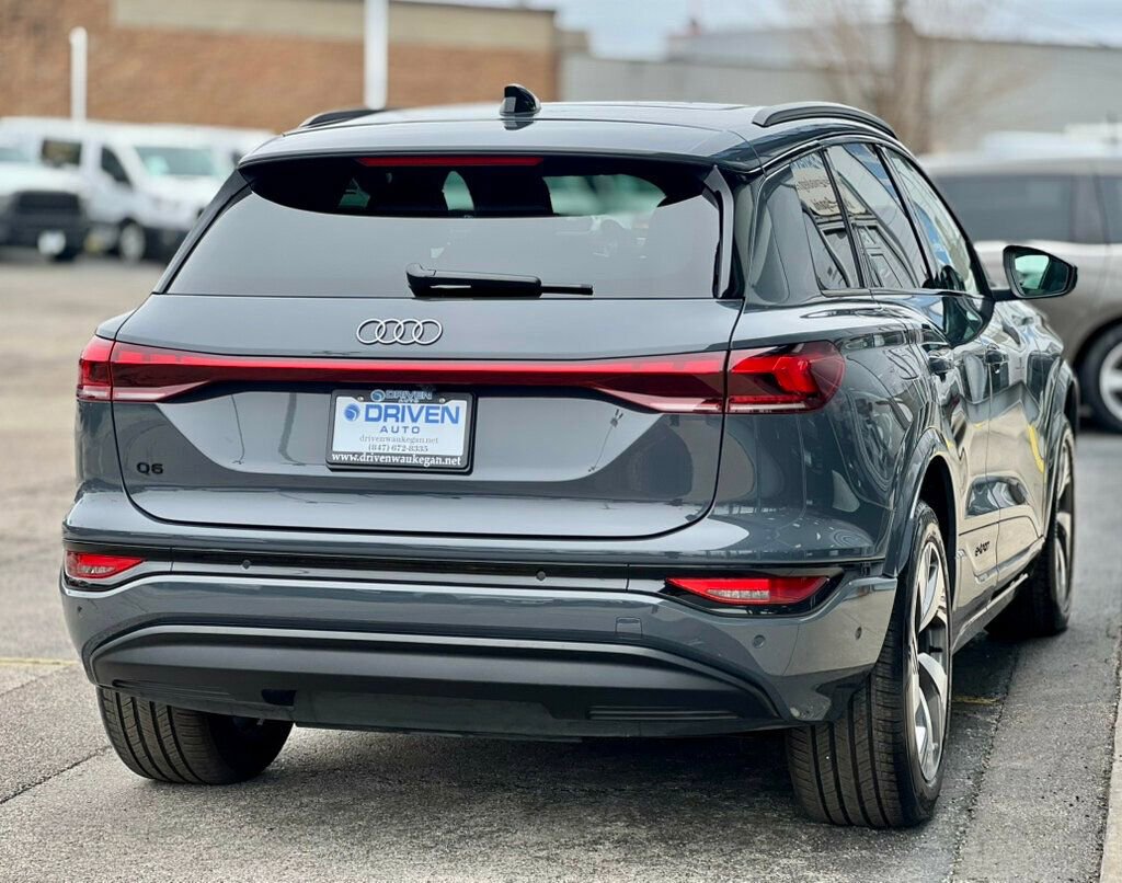 Used 2025 Audi Q6 e-tron Premium Plus w/ Premium Plus image 41