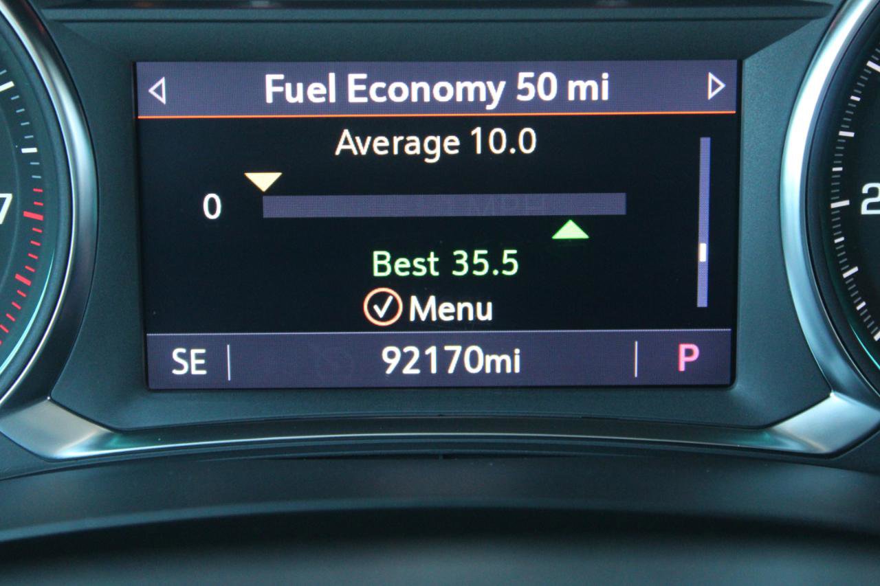 Used 2022 Chevrolet Traverse LT image 23
