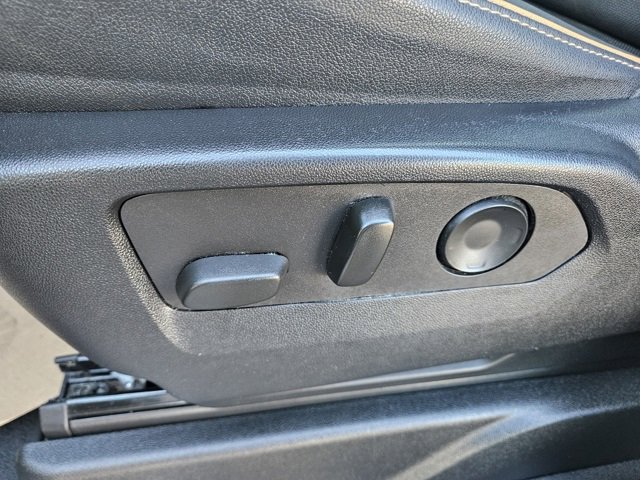 Certified 2021 GMC Yukon XL AT4 w/ Technology Package image 33