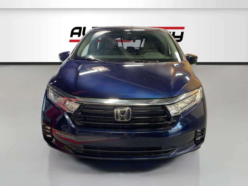 Used 2022 Honda Odyssey Touring image 2