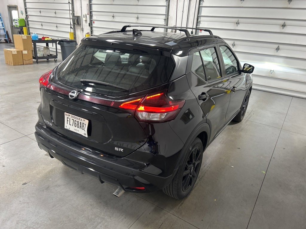 Used 2023 Nissan Kicks SR w/ SR Premium Package image 4