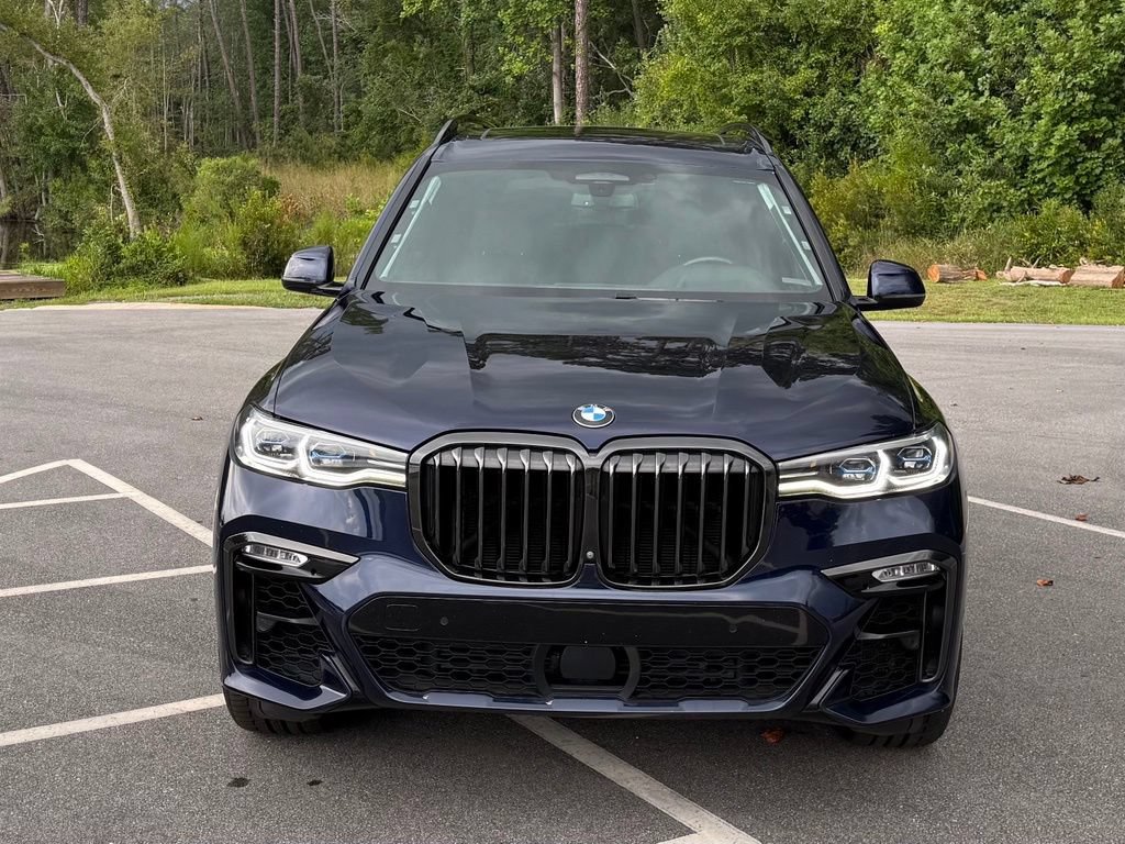 Used 2021 BMW X7 M50i AWD/4WD image 2