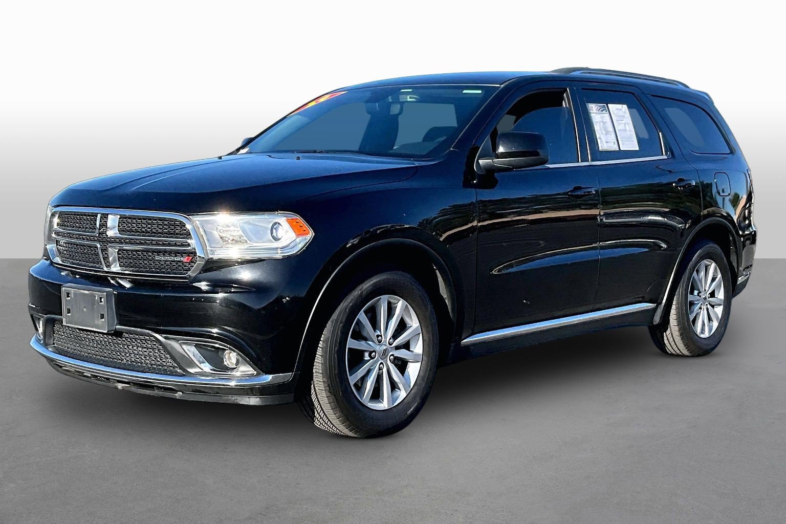 Used 2019 Dodge Durango SXT RWD image 1